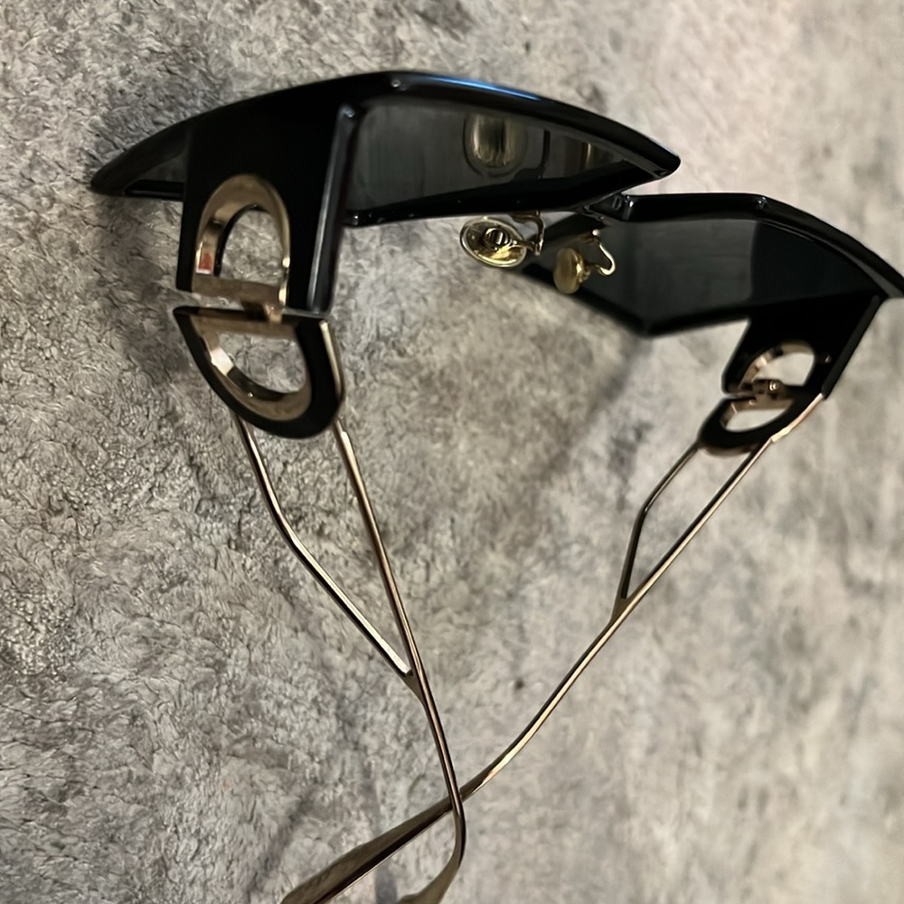AUTHENTIC DIOR 30MONTAIGNE SUNGLASSES